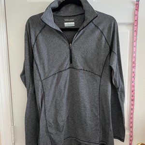 Columbia Activewear.  Size Large.